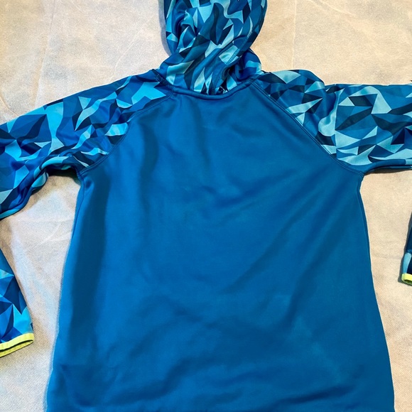 Under Armour Sweatshirt - Picture 3 of 3